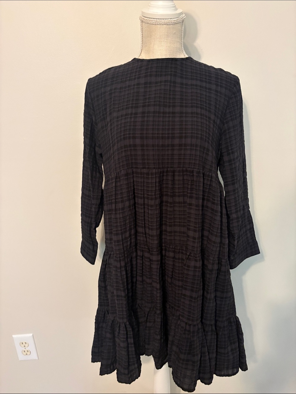 Zara Black Tiered Long-Sleeve Dress
